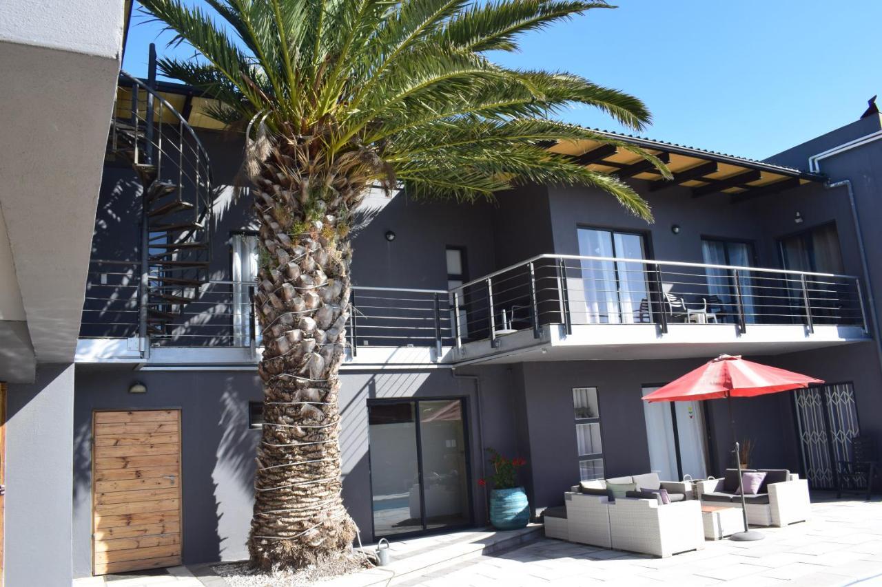 Capetown 4U Guesthouse Bloubergstrand Exterior photo